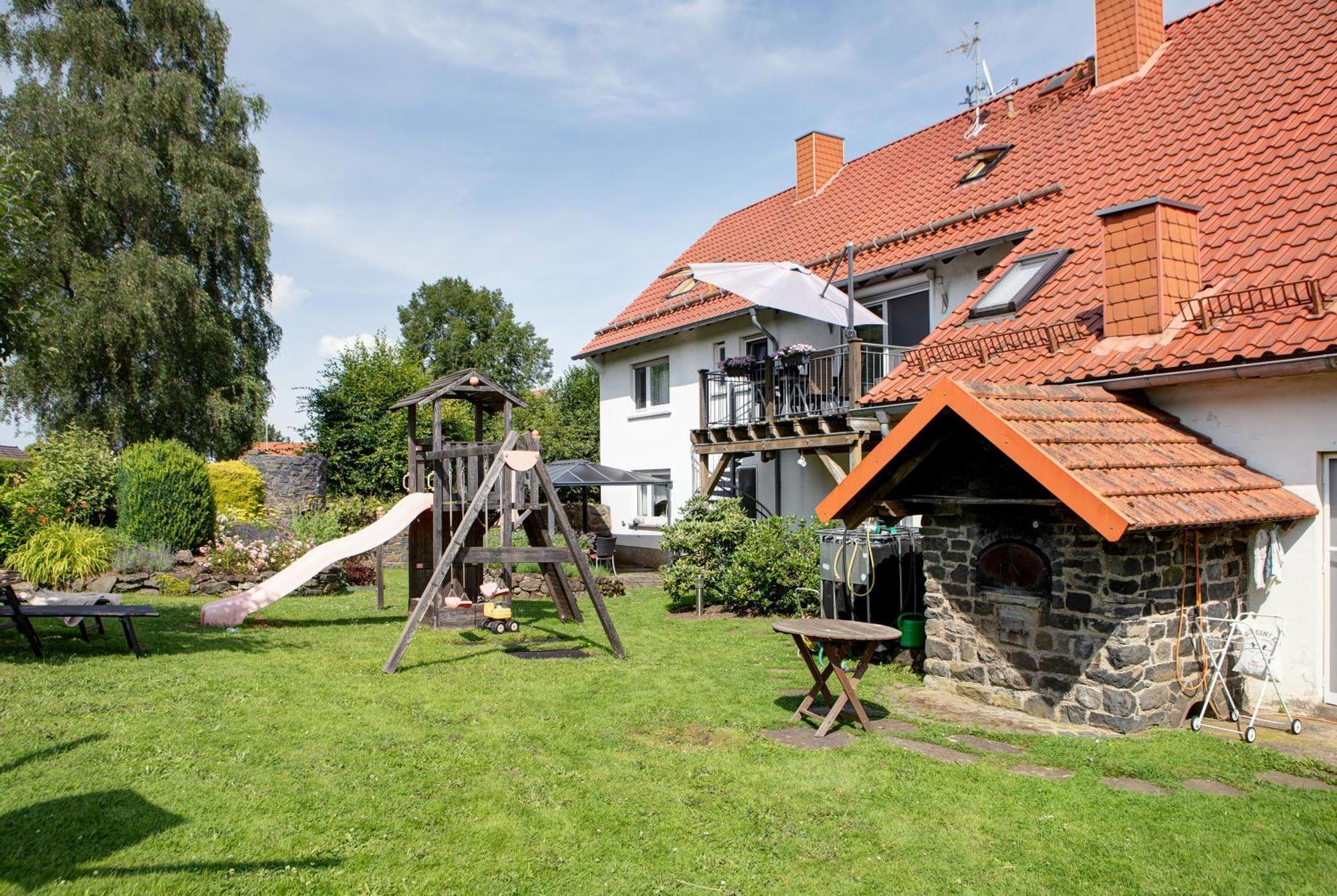 Ferienwohnung Wiesenschneiders Freiensteinau エクステリア 写真