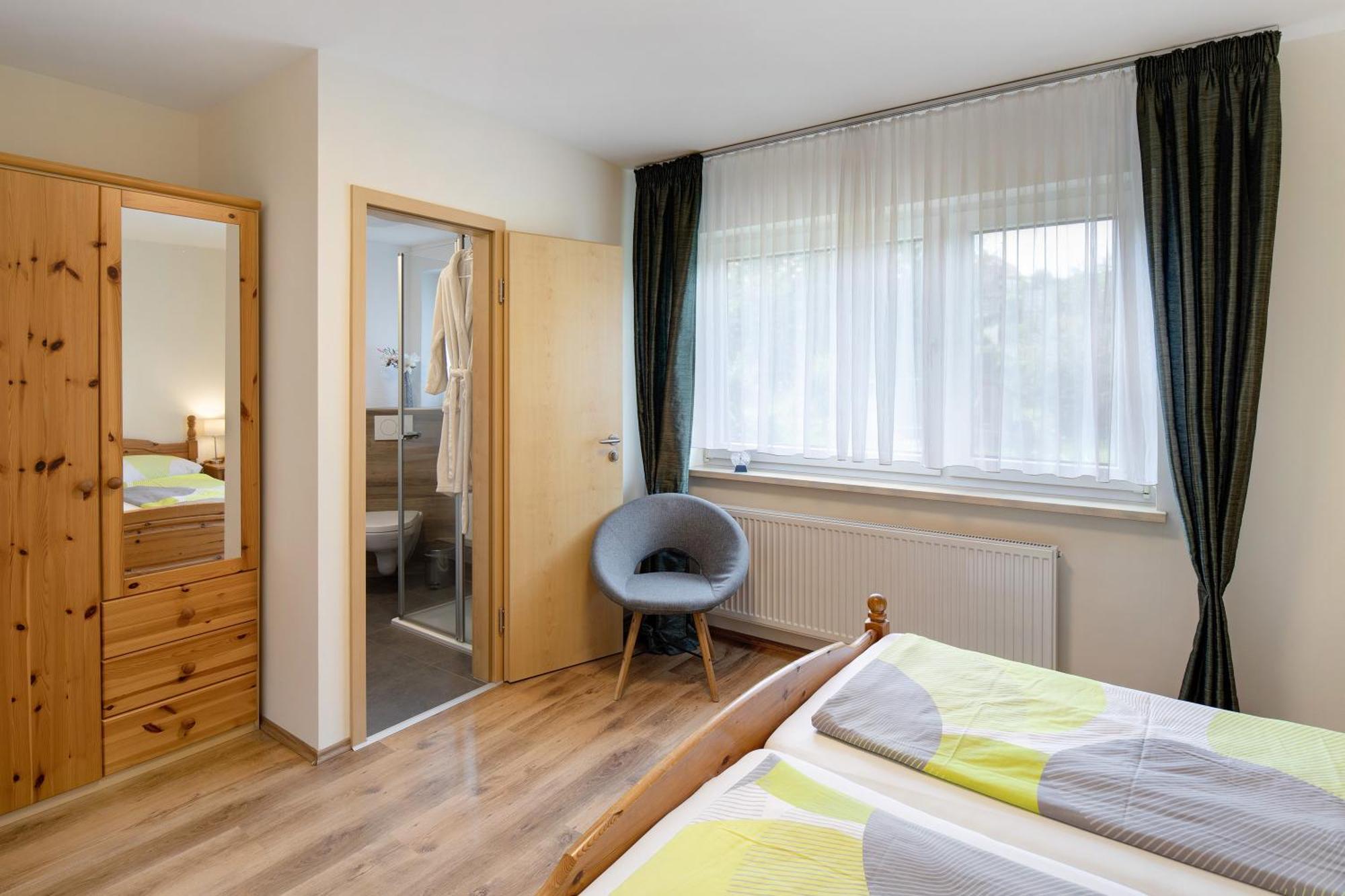 Ferienwohnung Wiesenschneiders Freiensteinau エクステリア 写真
